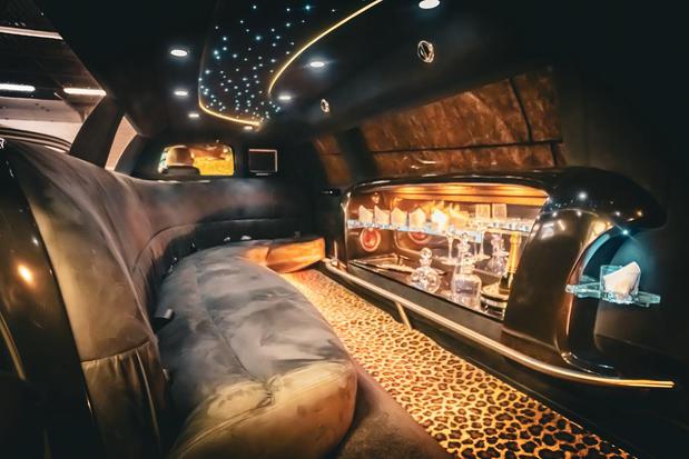 Images Elite Limousine of Connecticut