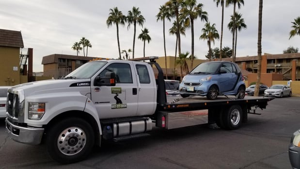 Images Freeway Towing & Storage North Phoenix