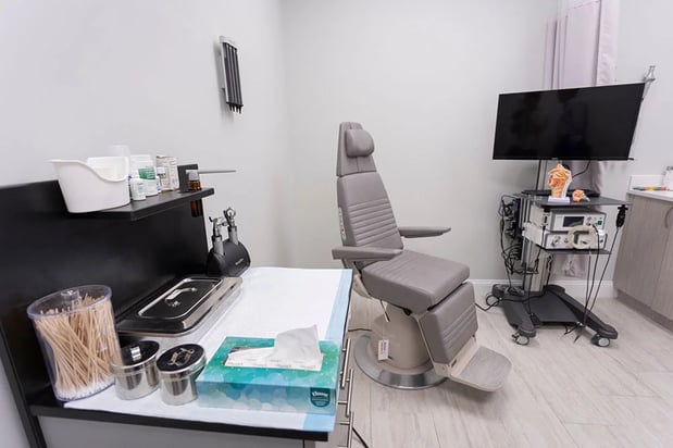 Images Century Medical & Dental Center