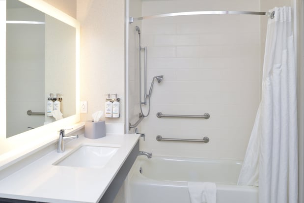 Images Holiday Inn Express & Suites Carthage by IHG