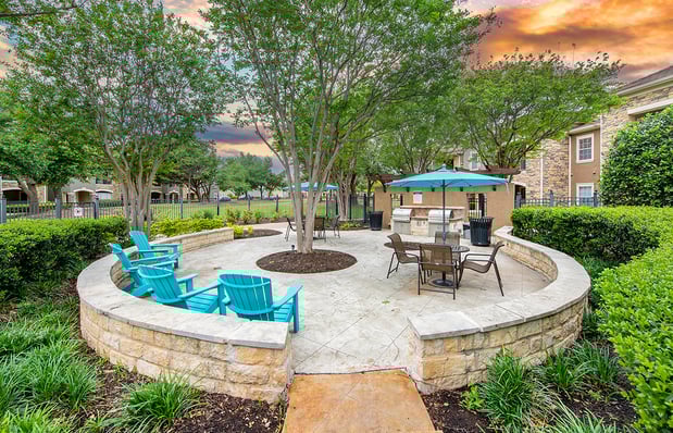 Images MAA Round Rock