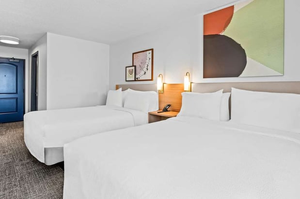 Images Spark by Hilton Modesto