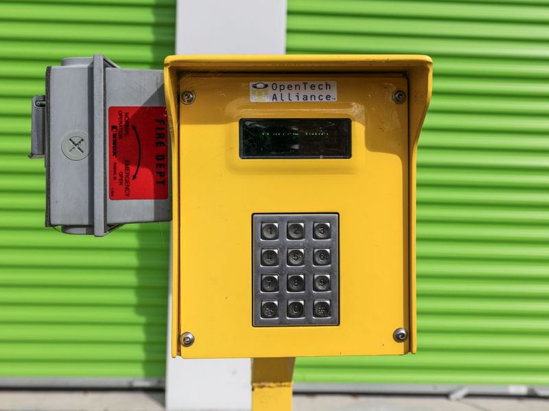 Extra Space Storage Image