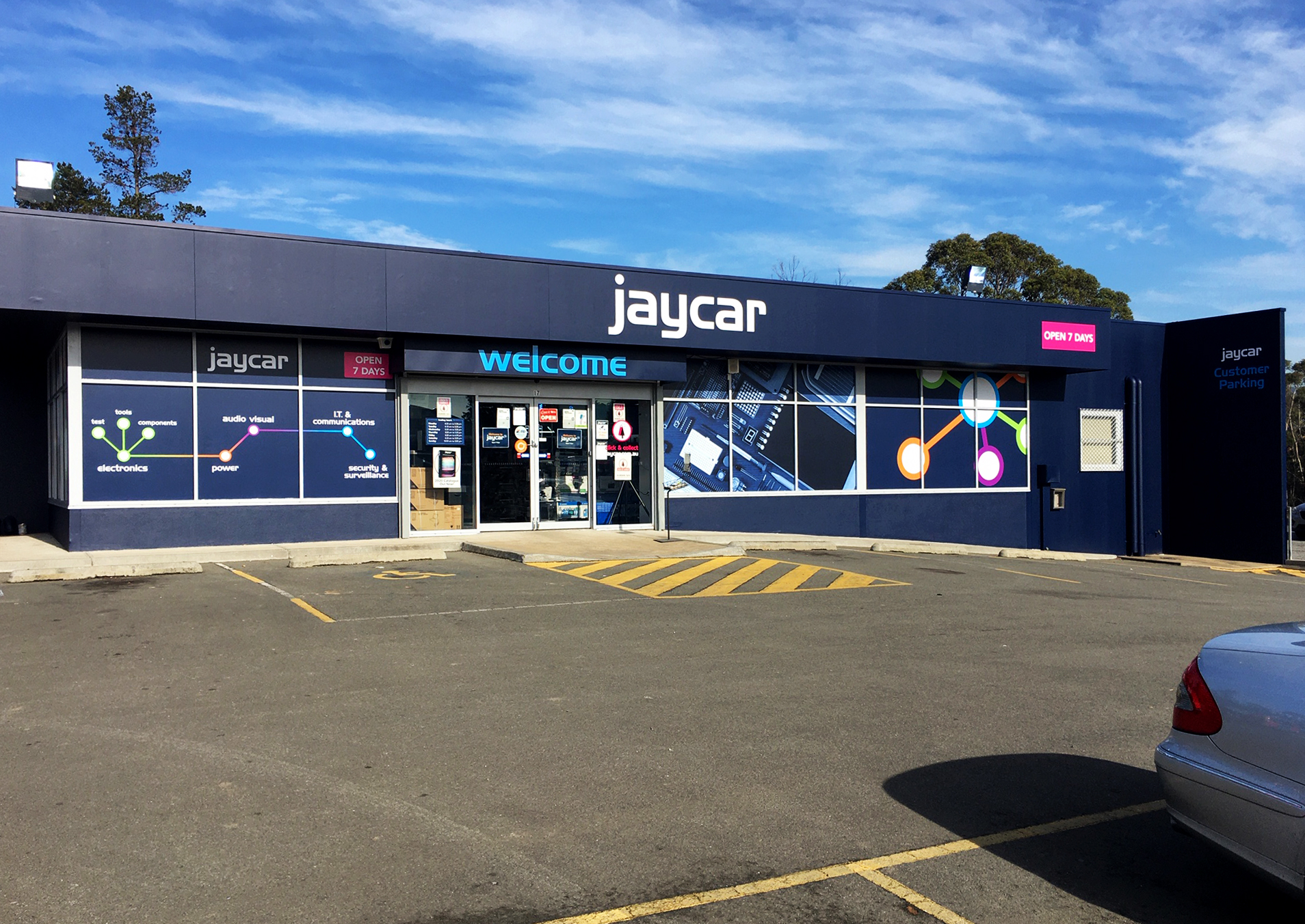 Images Jaycar Electronics Kingston