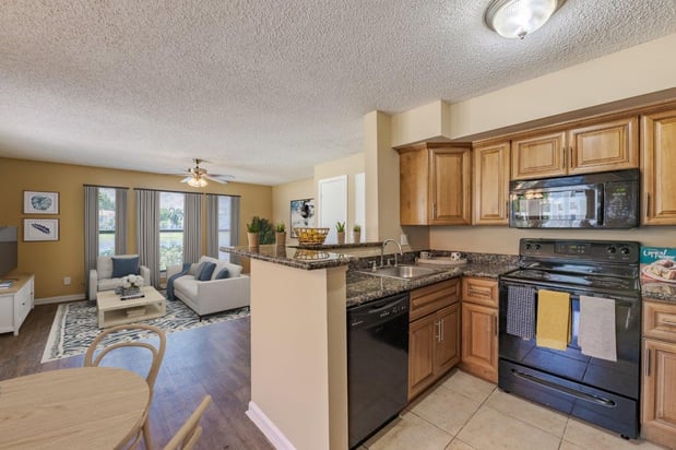Images Royal St. George at the Villages Apartment Homes