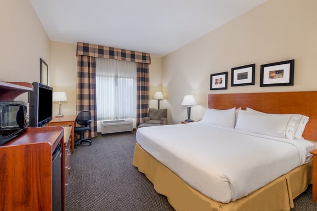Images Holiday Inn Express & Suites Vernal - Dinosaurland by IHG
