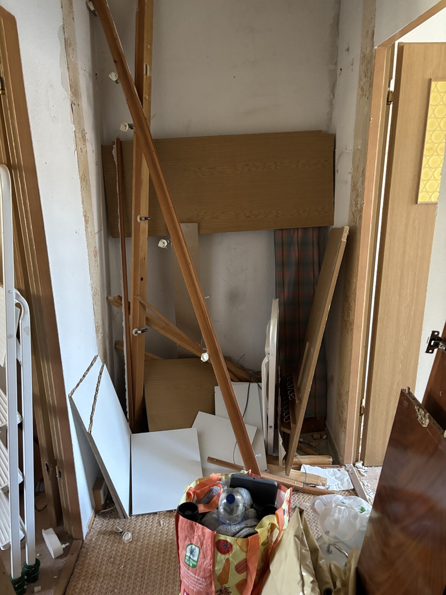 MG Dienstleistungen Leipzig - Haushaltsauflösungen - Entrümpelungen, An der Mühle 3 in Leipzig