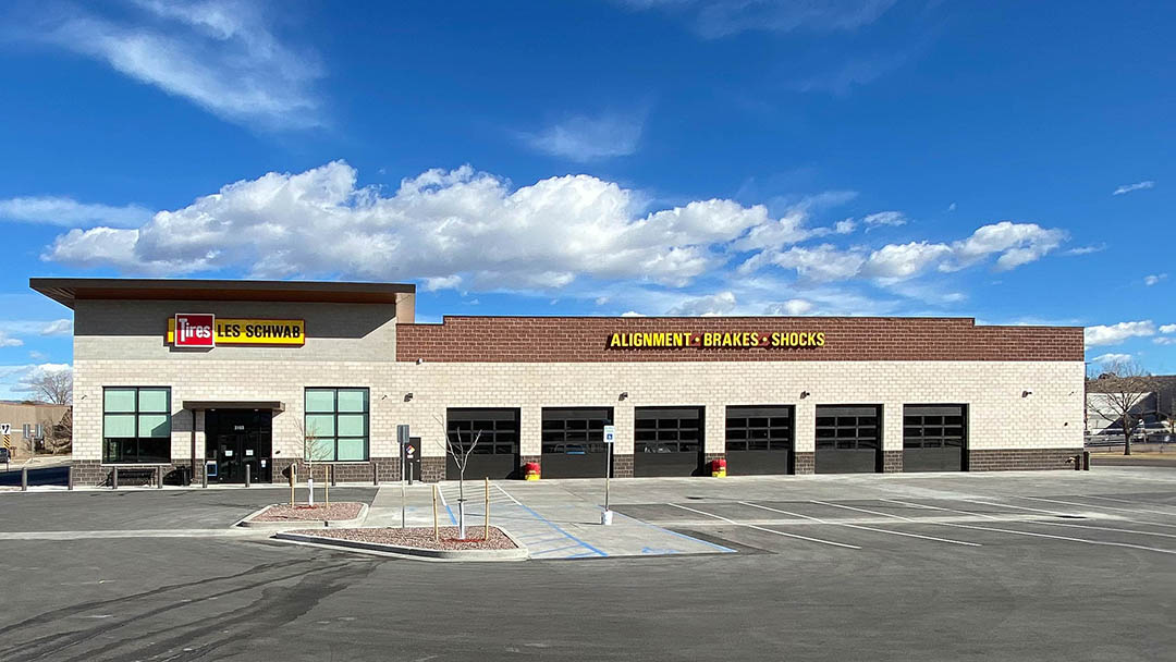 Les Schwab Tire Center