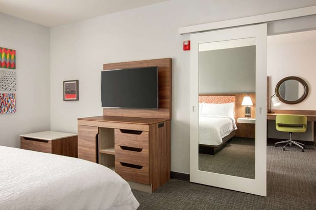 Images Hampton Inn & Suites Houston-Cypress Station