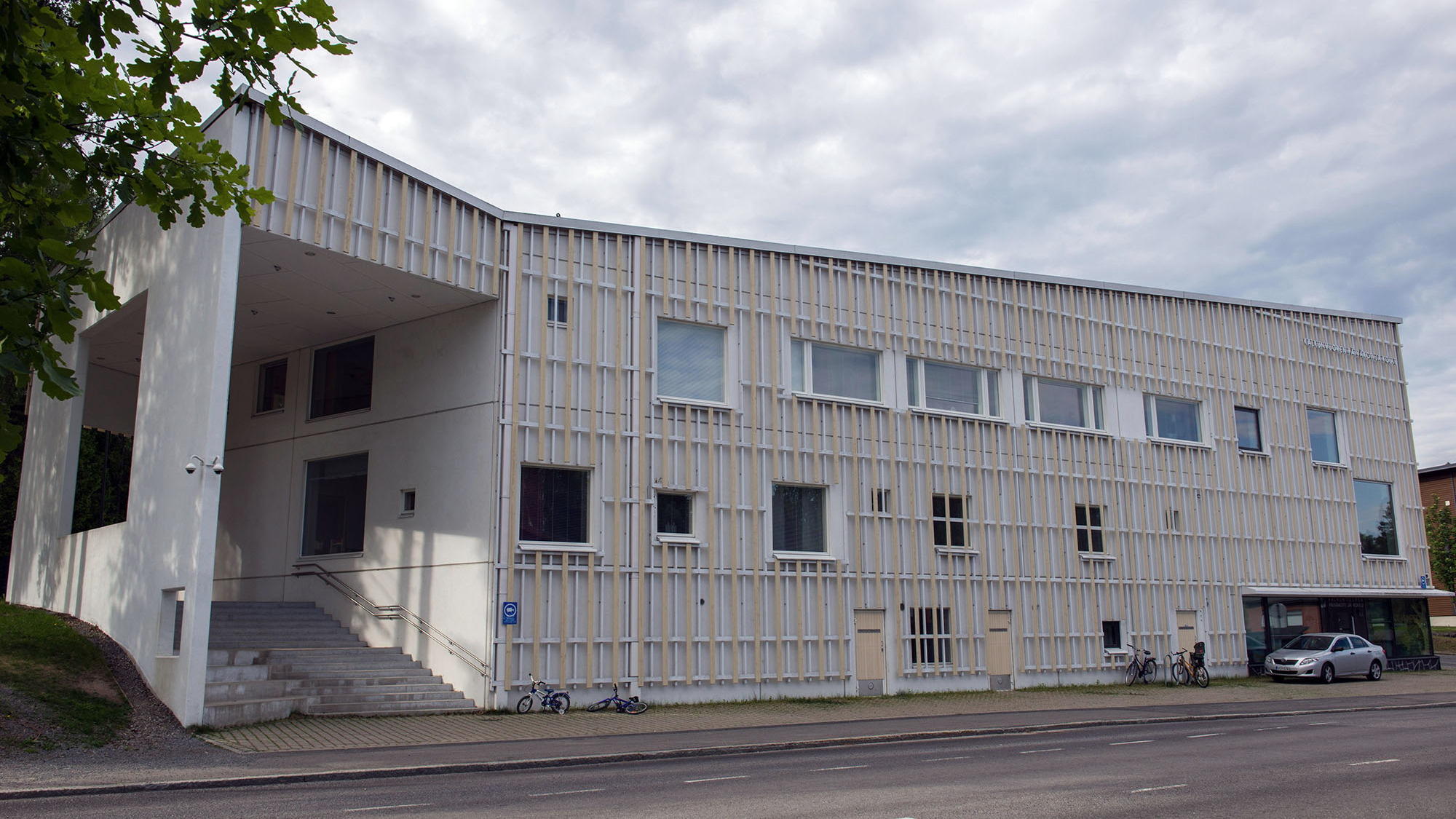 Images Tesoman koulu - Kalkunvuoren koulutalo