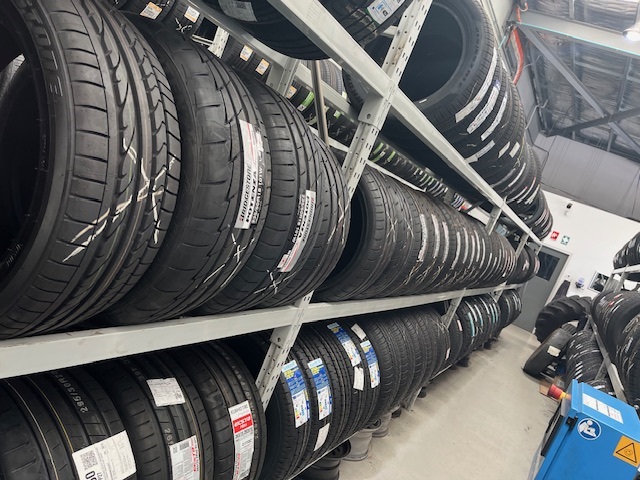 Images Bridgestone Select Tyre & Auto Dernancourt