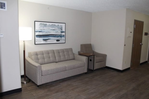 Images Candlewood Suites Southfield - Detroit by IHG