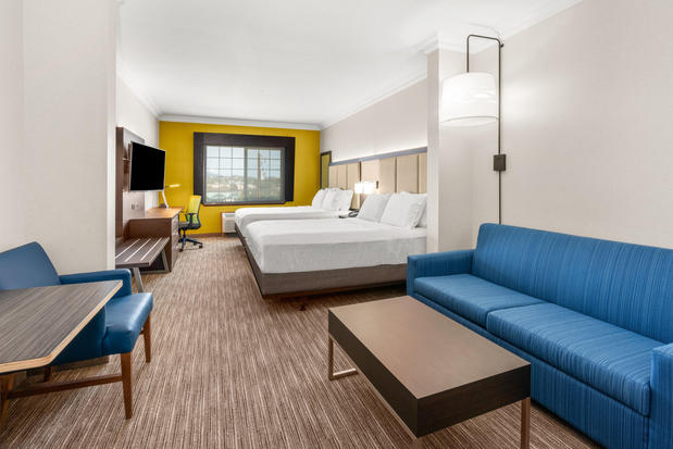 Images Holiday Inn Express & Suites Klamath Falls Central, an IHG Hotel