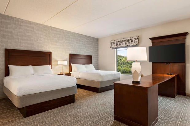 Images Hampton Inn & Suites Pittsburgh/Waterfront-West Homestead