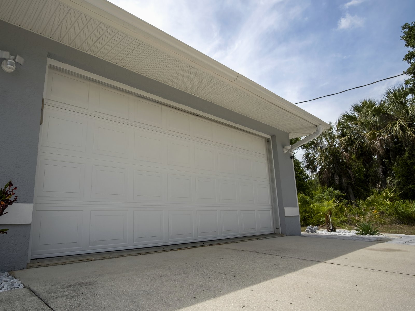 Vikings Garage Door LLC