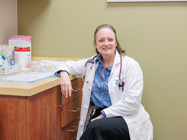 Images CommuniCare Pediatrics & OBGYN - Leon Springs Clinic