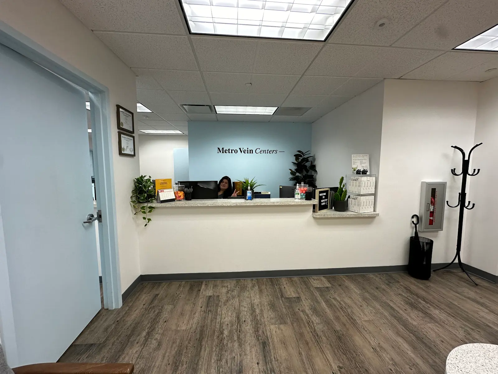 The front desk of our Warren vein clinic in NJ.