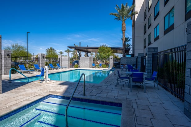 Images Holiday Inn Express & Suites Gilbert – Mesa Gateway Airport by IHG