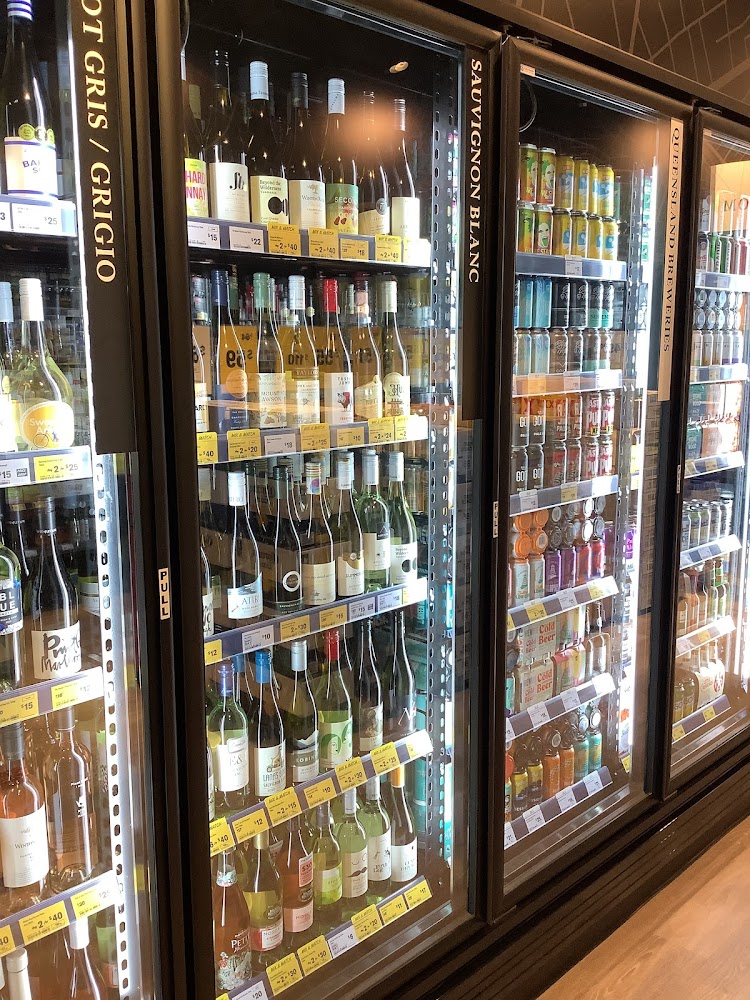 Images Liquorland Pallara