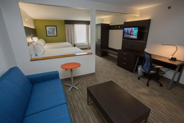 Images Holiday Inn Express Wilmington, an IHG Hotel