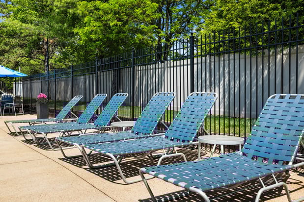 Images Pebble Point Apartments