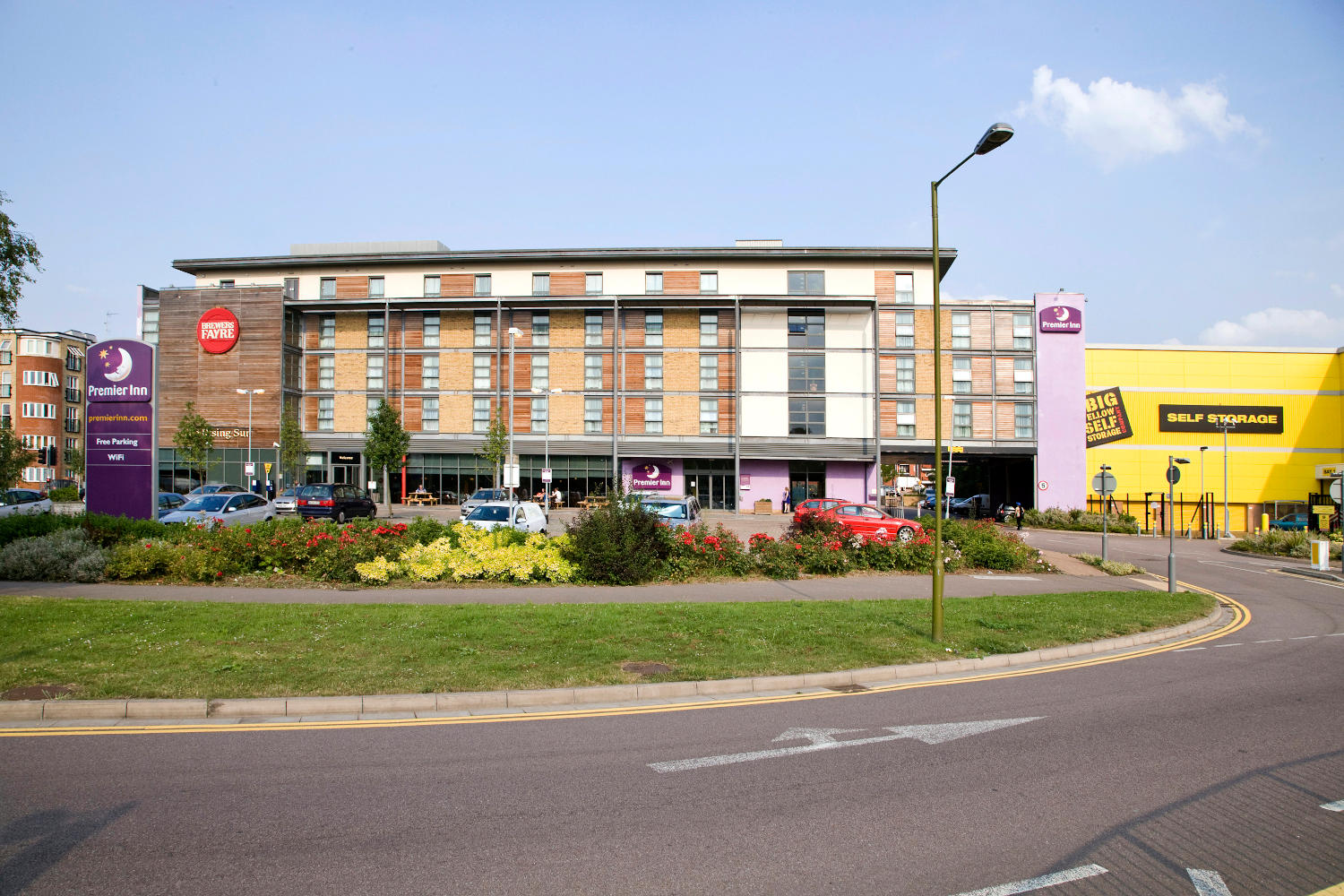 Images Premier Inn Watford Croxley Green hotel