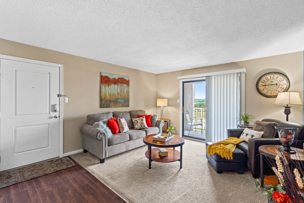 Images The Hills Apartments