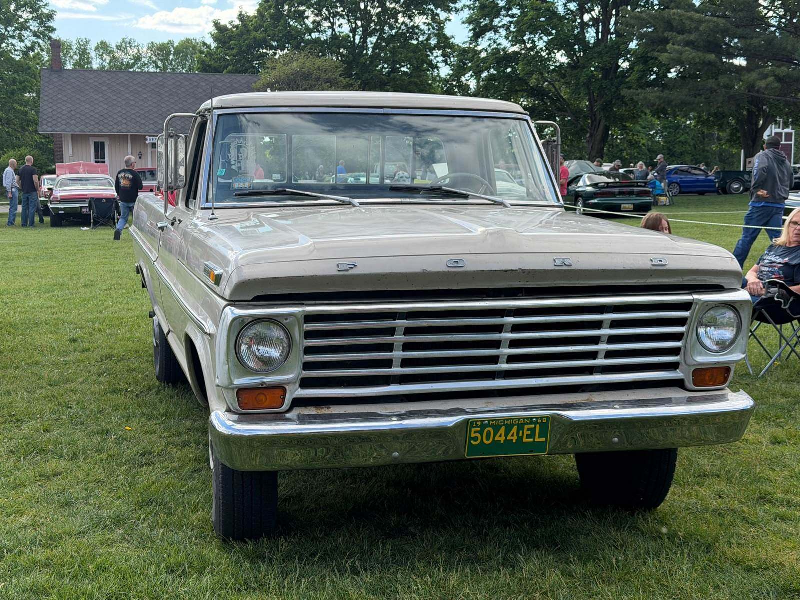 Got to check out some awesome cars today and had a great time seeing all the unique rides and meeting fellow car lovers along the way.