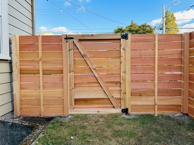 Images Optima Fence and Deck