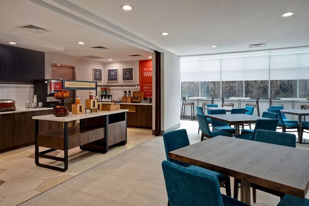Images Hampton Inn NY-JFK
