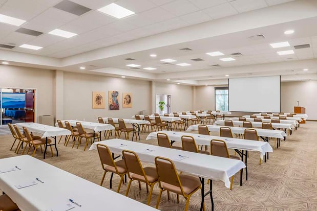 Images Best Western Plus Crossroads Inn & Suites