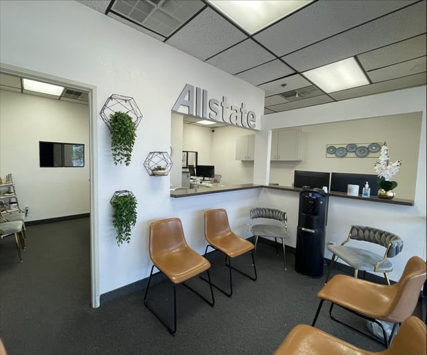 Images Lara Yalda: Allstate Insurance