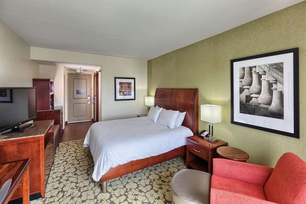Images Hilton Garden Inn Durham/University Medical Center