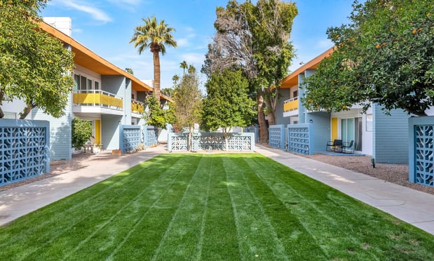 Images The Phoenix Apartments on 6th Avenue