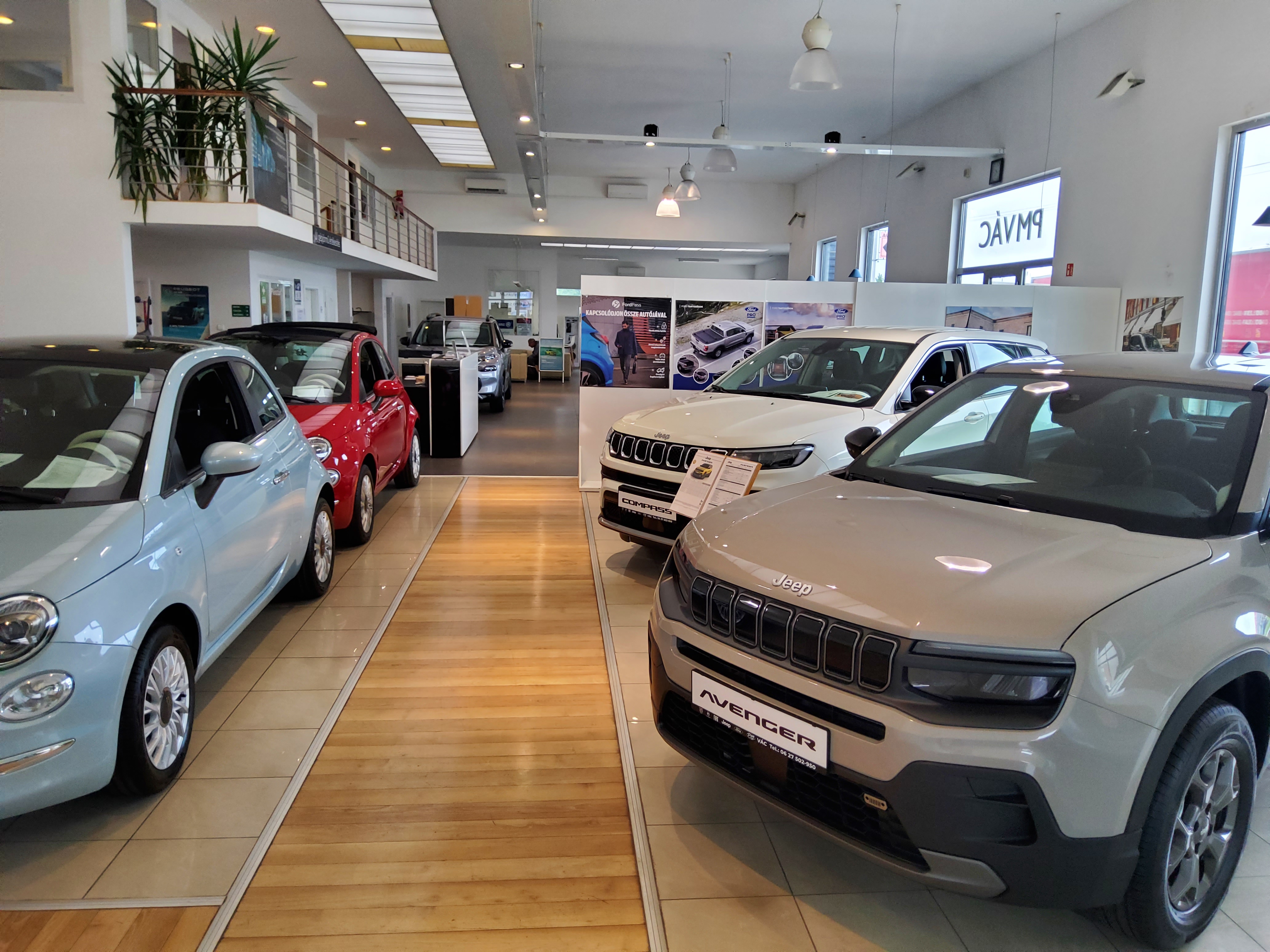 Images PM VÁC -  Peugeot  Ford  Fiat  Citroen JEEP  értékesítés és szerviz