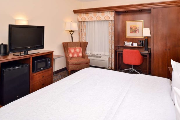 Images Hampton Inn Elkhart
