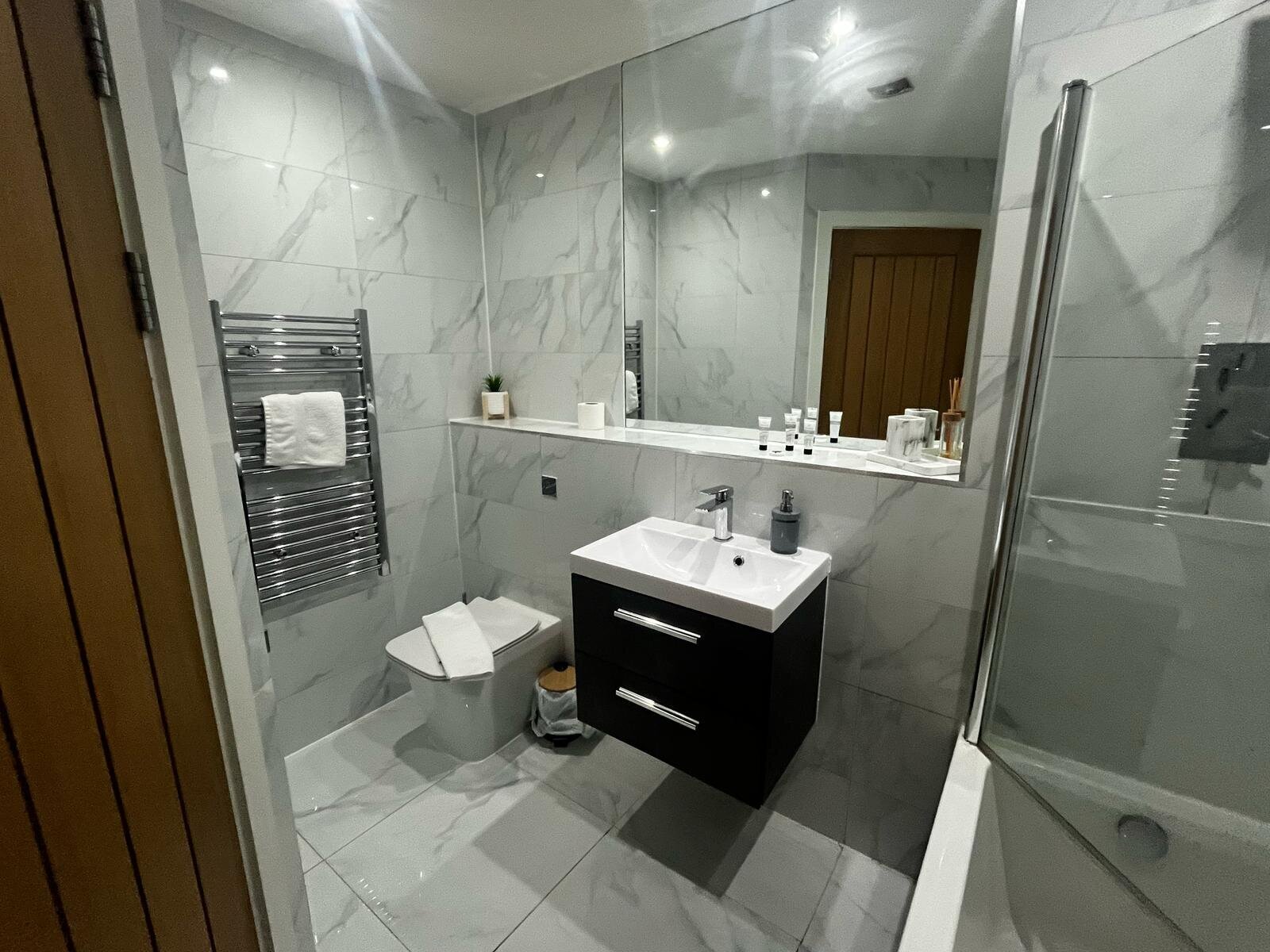 Images MILENIUM & DOBREV Ltd.