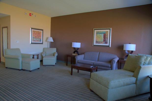 Images Holiday Inn Pearl - Jackson Area, an IHG Hotel