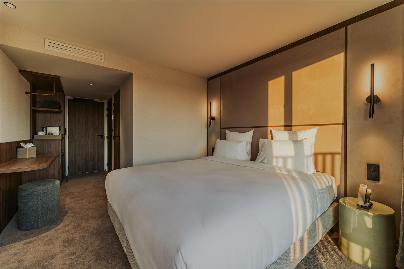 Superior Room - Pine Grove View
