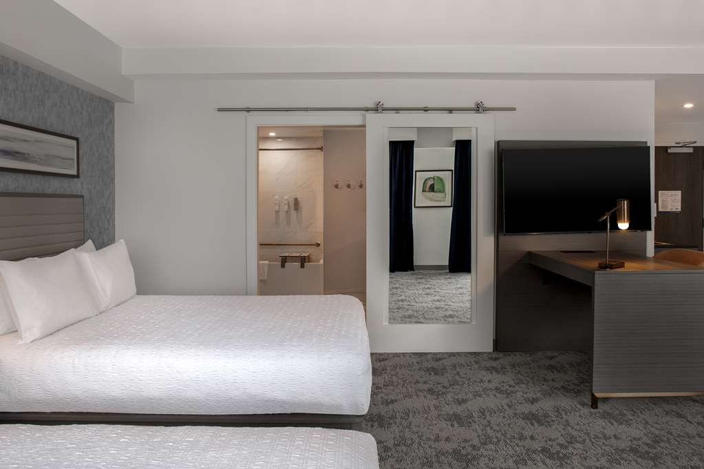 Images Hampton Inn by Hilton Winnipeg Downtown