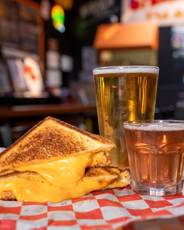 Images Cheesie's Pub & Grub - Garfield Ridge