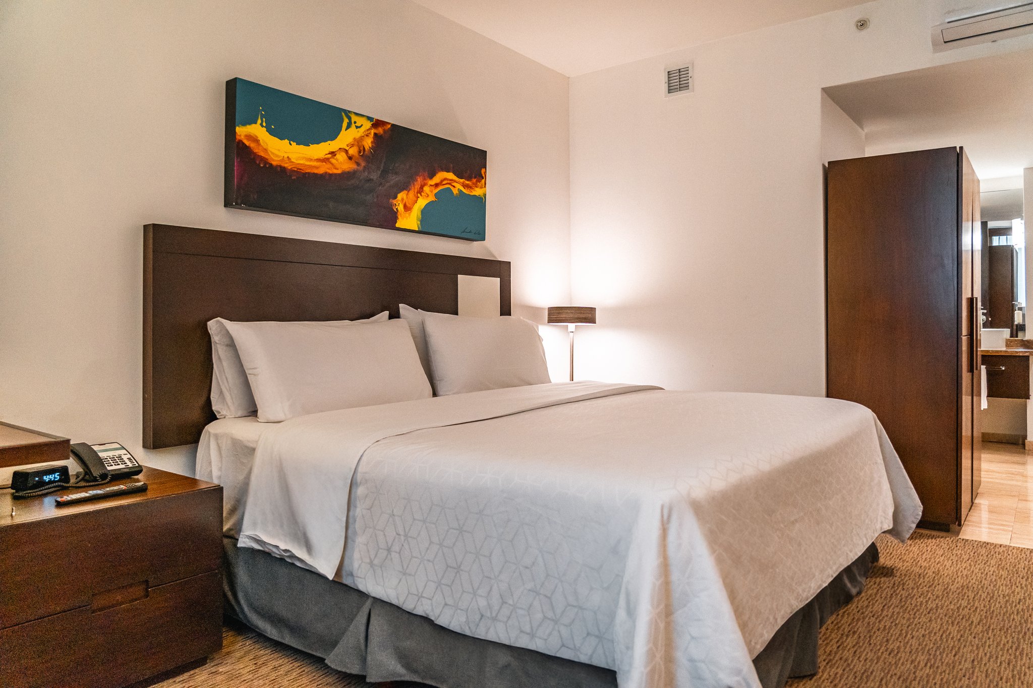 Images Holiday Inn Guadalajara Patria-Universidad by IHG