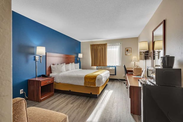 Images SureStay by Best Western Spicer