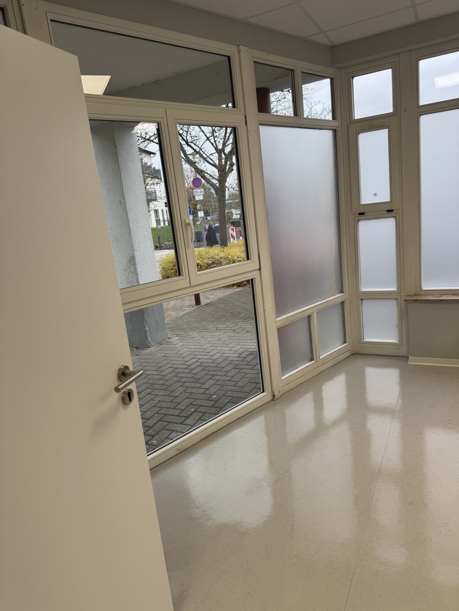 Gebäudereinigung Mousta, Hohlstraße 21 in Brücken (Pfalz)