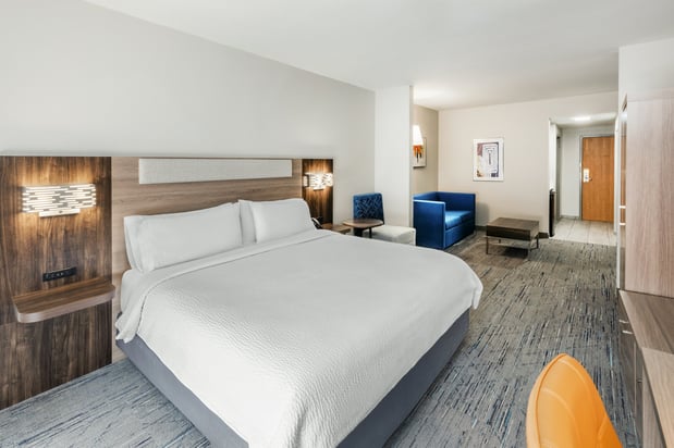 Images Holiday Inn Express & Suites Vicksburg by IHG