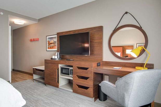 Images Hampton Inn & Suites Nashville North Skyline
