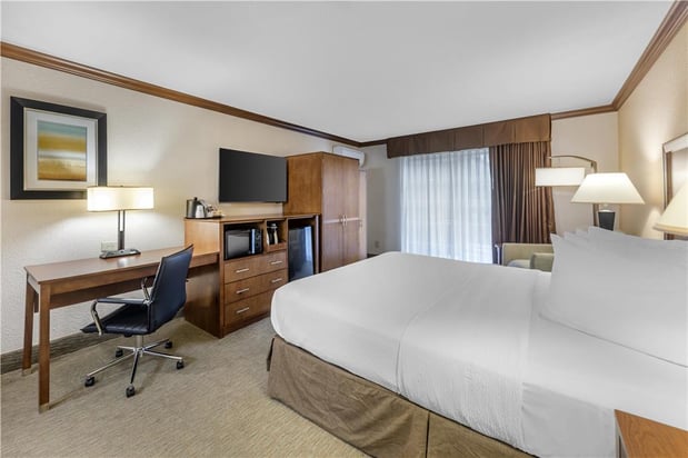 Images Best Western Plus Atrium Inn