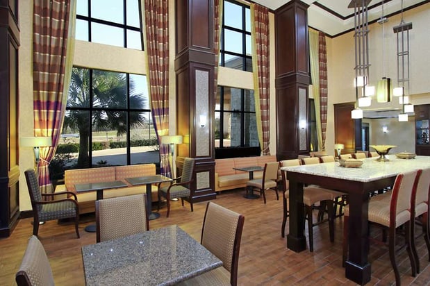 Images Hampton Inn & Suites Buffalo