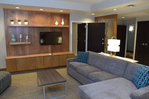 Images Holiday Inn Cincinnati N - West Chester by IHG