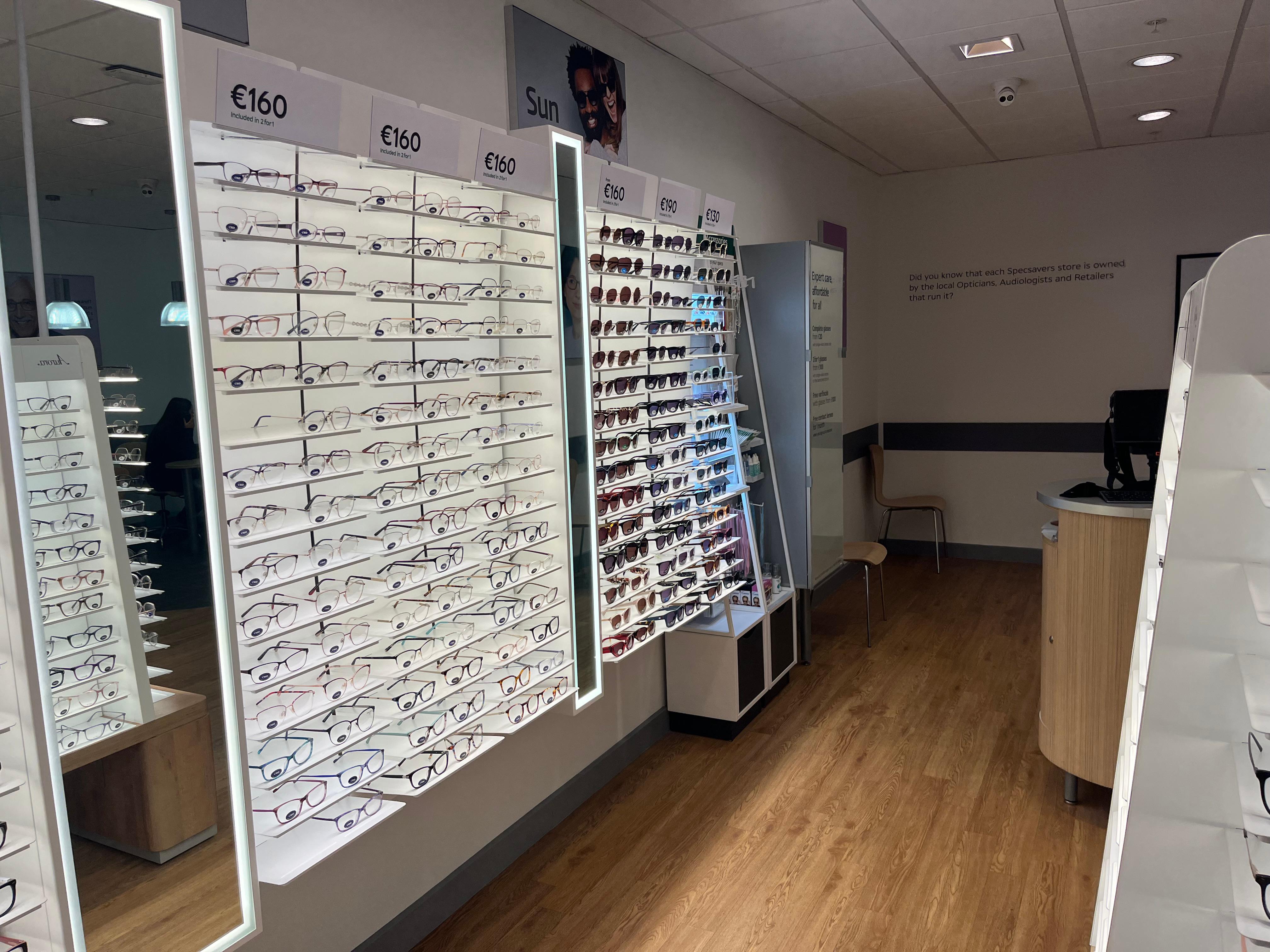 Specsavers Opticians & Audiologists - Crumlin - Dublin 9